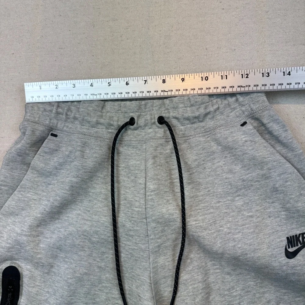 Nike Small Tech Fleece Joggers Men Gray Tapered Slim Fit Sweatpants